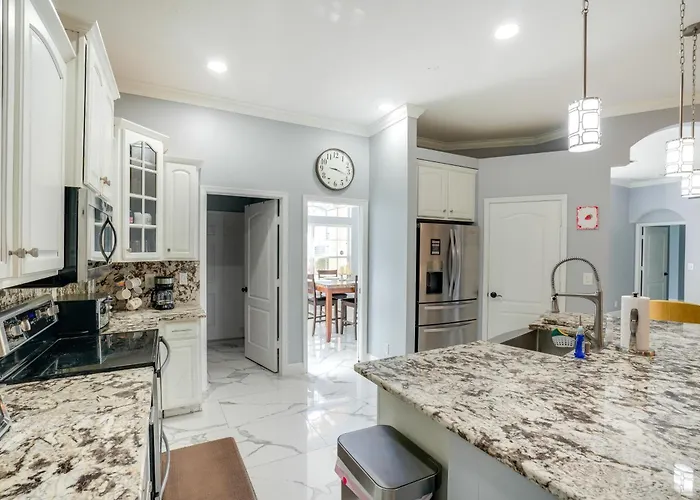 Games, Outdoor Kitchen: Port St Lucie Family Home