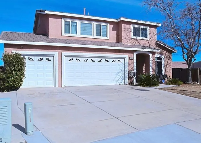 4 Bedroom Victorville