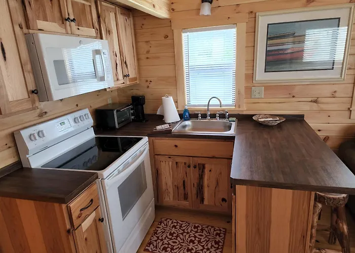 Cabin 1 With Free Ramp Access And Fishing Piers