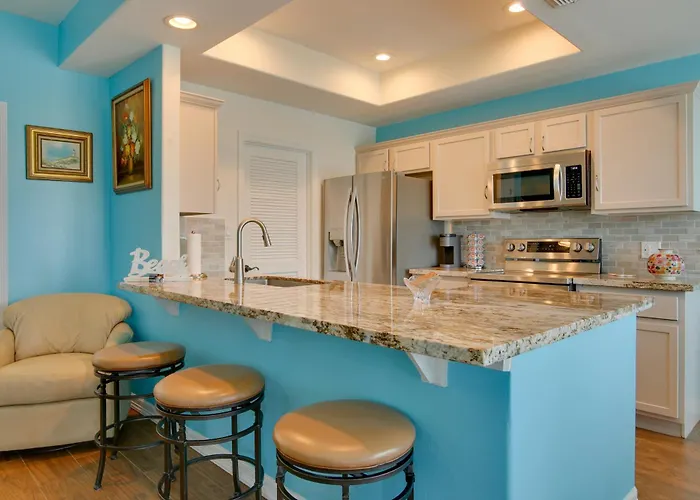 Waterfront Unit W/ Resort Perks In Laguna Vista!