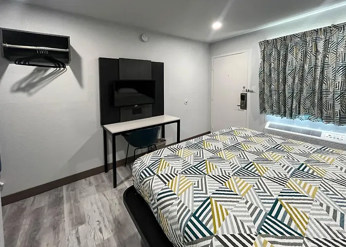 Studio 6 Suites Yreka Ca