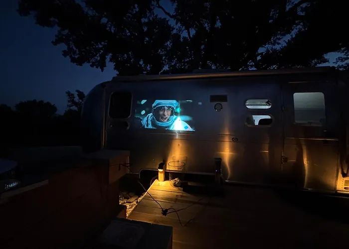 Airstream Flying Cloud At Pennington Grove