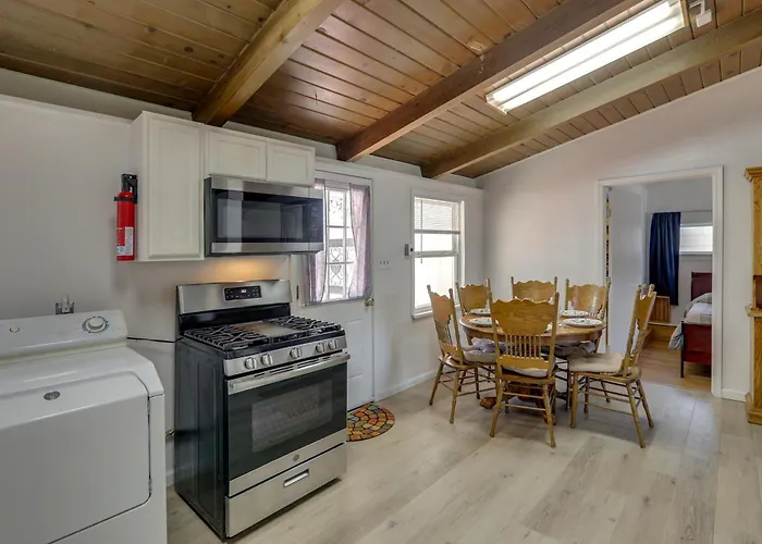 1950S Home Quiet Street Near Dtwn 1 Mi To Marina
