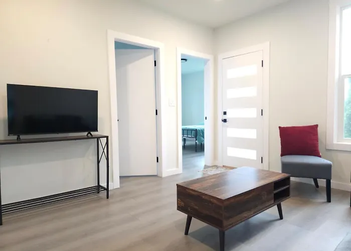 Modern Bellingham Retreat