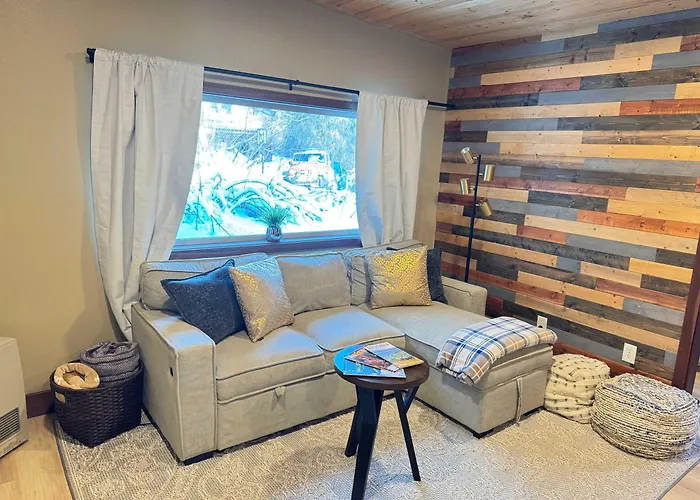 Residential Area Ski Chalet By Creek - Sleeps 6