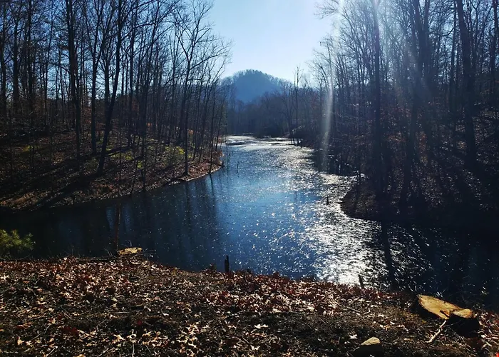 Lakeview At Highland Retreat