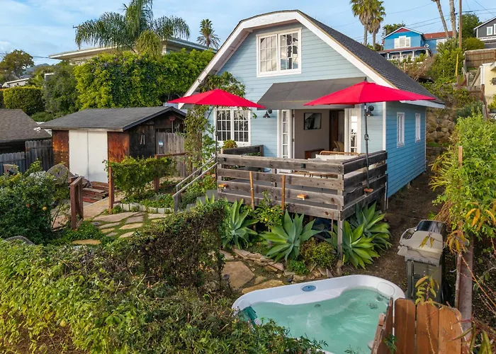 Poppy'S Ocean-View Cottage | Hot Tub, Dog-Friendly