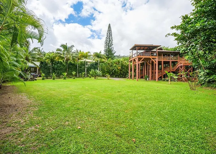 The Iconic Bamboo House Hot Tub Panoramic Views Ac