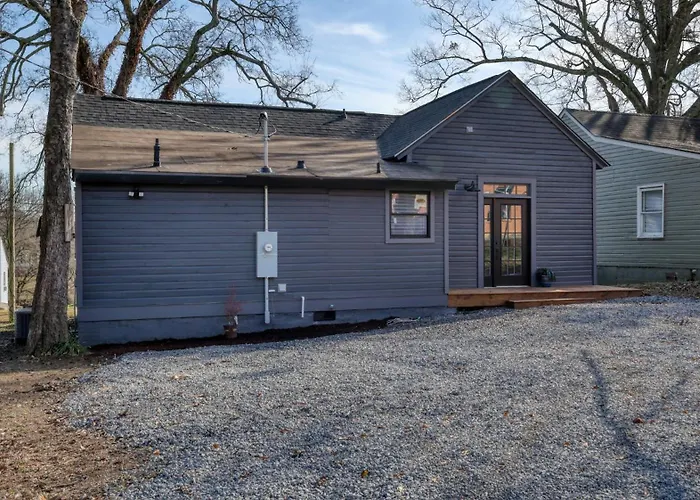 Private Cottage Near Berry, Shorter, Hospitals And Tennis