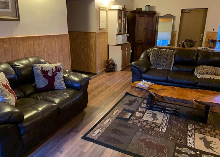 The Chalet For 20 Great For Groups