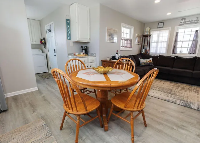 Cozy Cape Escape - North Cape Ocean-Inspired Pet Friendly