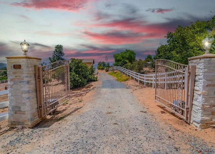Estrada Ranch Hideaway