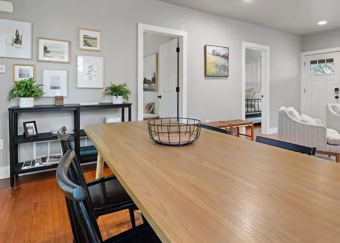 Windsor Hot Tub House - Near Lake Park And Breweries
