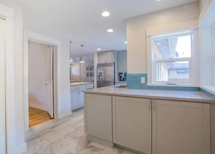 Sleeps 10 Walkable To Everything Pets Game Room