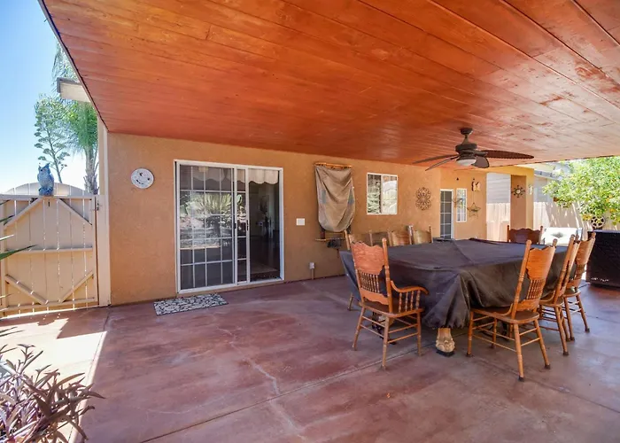 Cozy 3Br Lake Elsinore Retreat With Mountain Views