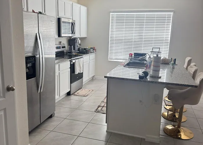 Budget Cozy Room Near Orlando
