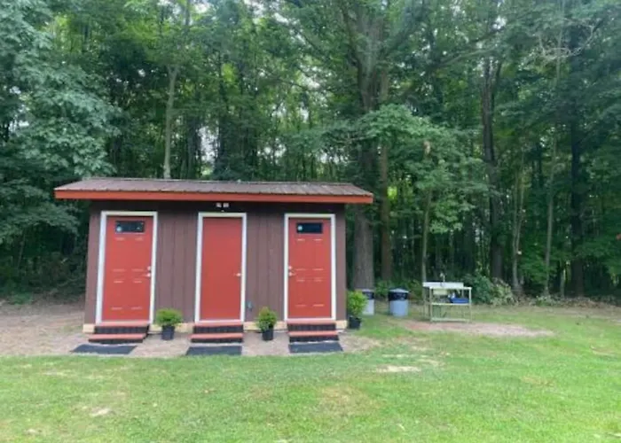 New! Wooded Acres Resort - Cute & Fun!