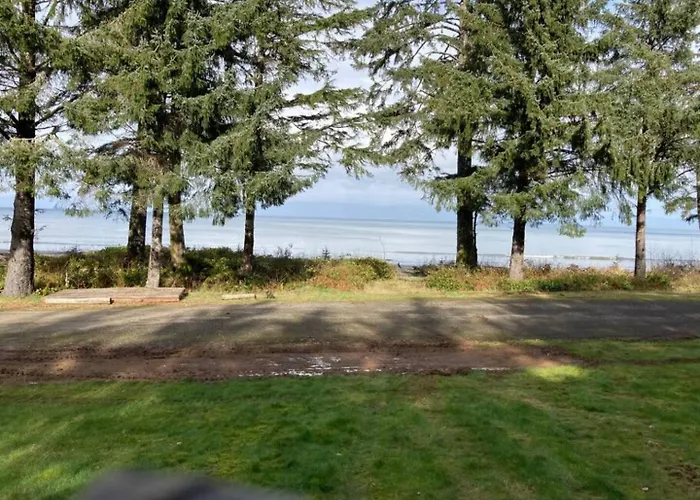 Beachfront House Near Forks, Sekiu & Neah Bay