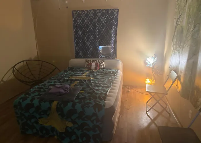 Pixie Hollow Single Vacation Retreat Resort Space