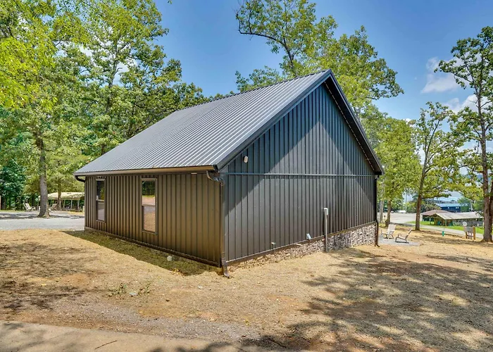 Family & Pet Friendly! Murray Cabin W/ Lake Access