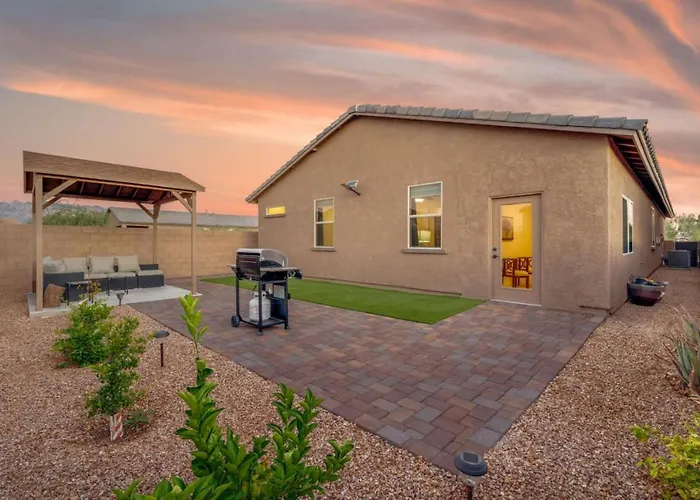 Oro Valley, Fenced, 2 Bedroom 2Ba, Garage, Office