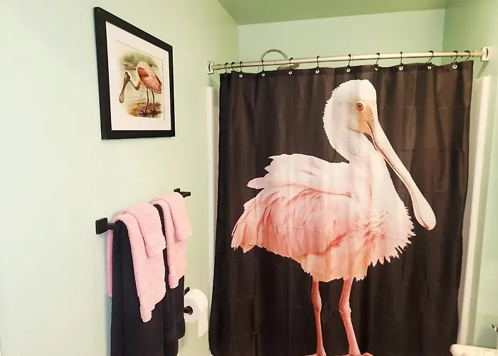 East Flamingo Hideaway