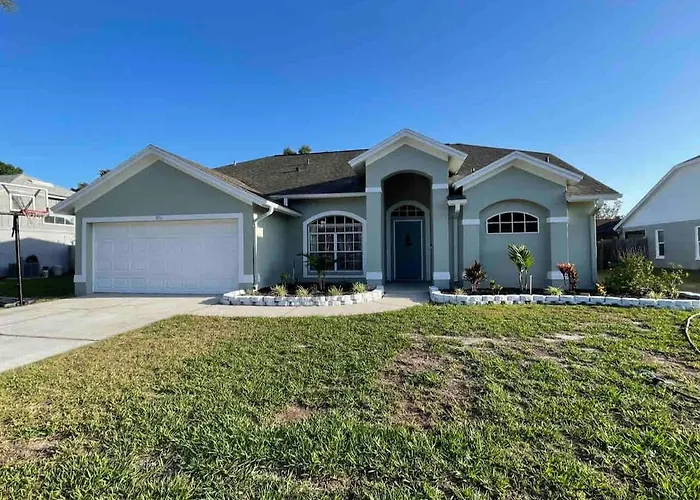 Spacious Home W Heated Pool Smarttvs Pool Table
