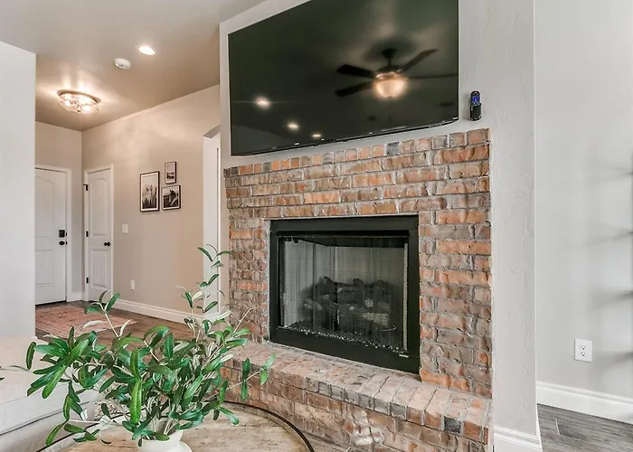 Excellent New Home In Wonderful Neighborhood