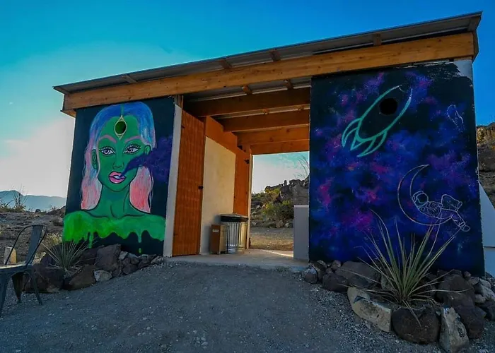 Fantastic Secluded Dome With Great Desert Views In Terlingua, Texas