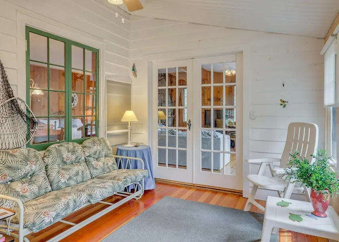 Blue Ribbon River Private Access! 18-Acre Escape