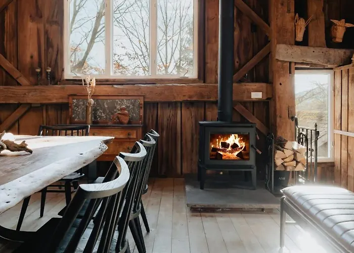 Belleayre Barn - Historic Barn Wit Mountain Views & Sauna