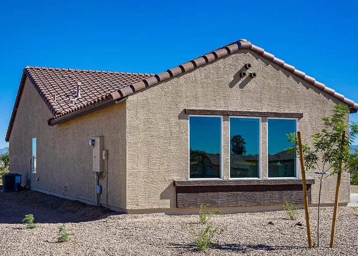 Wickenburg Golf Getaway W/ Patio & Yard!