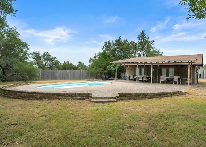 Private Hill Country Estate On 4 Acres L Pool