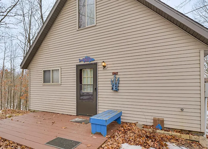 Cabin W/ Boat Dock On Potato Lake: Pets Welcome!
