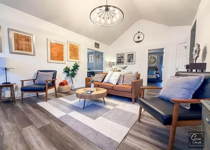 The Lofthouse 4 Bds Private Fence Pet Friendly