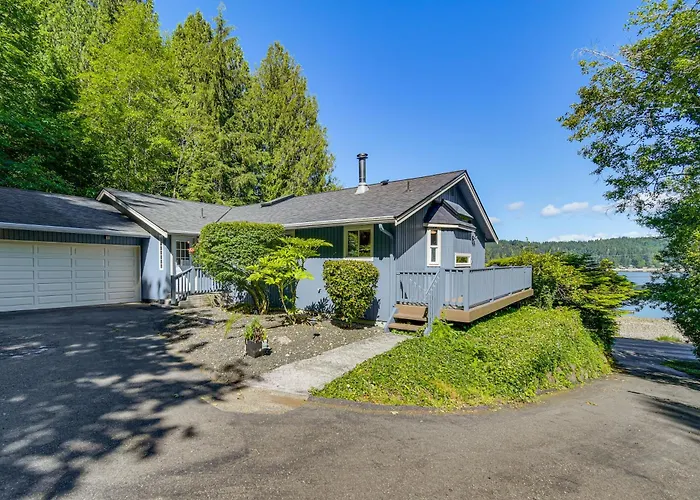 Waterfront Union Getaway W/ Ocean & Mtn Views