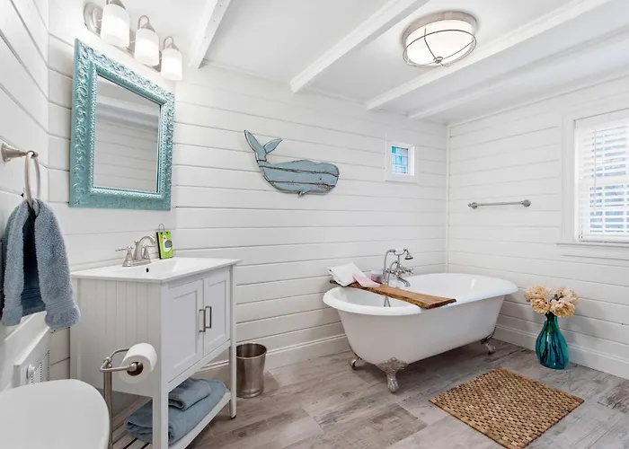 Porch & Porpoise Cozy Retreat