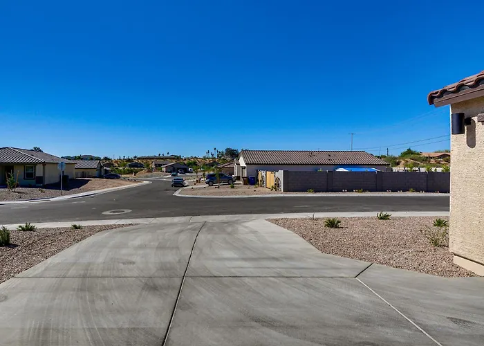 Wickenburg Golf Getaway W/ Patio & Yard!