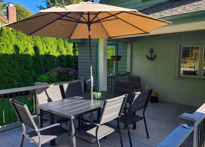 Hoodsport Getaway Walkable And Family Friendly