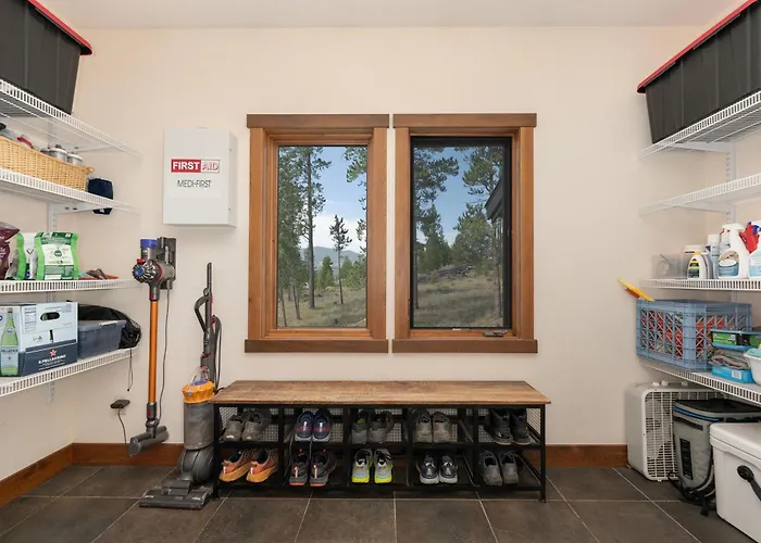 5 Bedroom 4 Ba Home