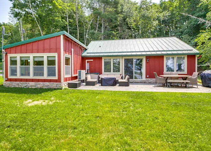 Leech Lake South Shore - Private, Sleeps 8 Adults