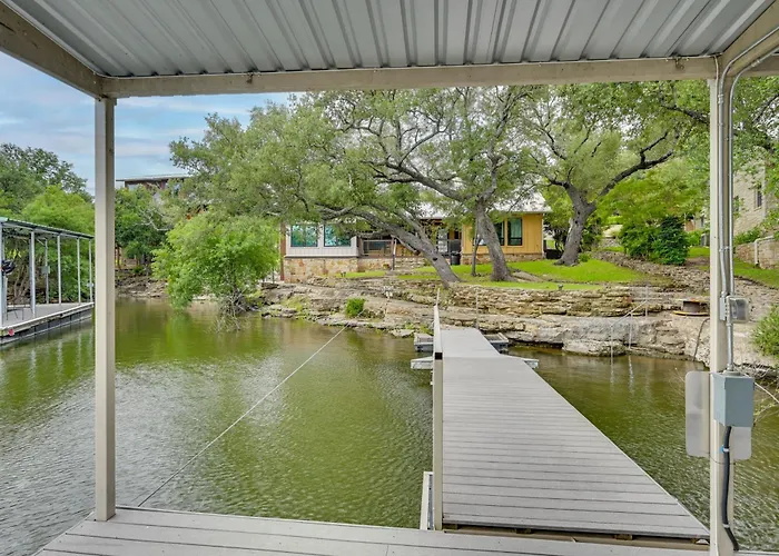 Fishing Dock & Mtn Views! Buchanan Lake Family Gem