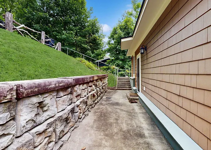 O'Neal Cottage