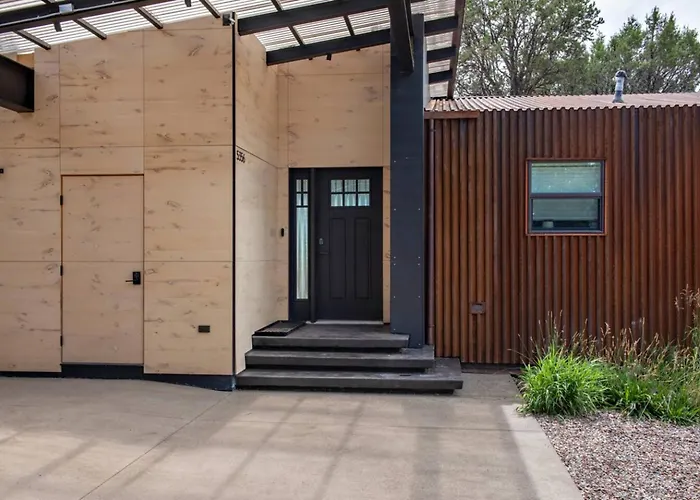 High West House - Serene Mountain Retreat