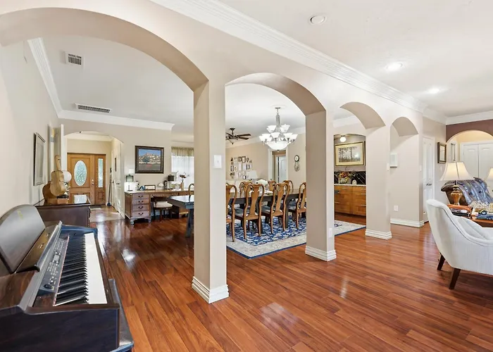 Marvelous Mesquite Mansion