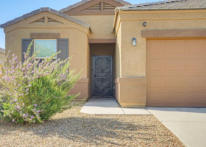 Fenced Yard + Outdoor Games: Buckeye Home!