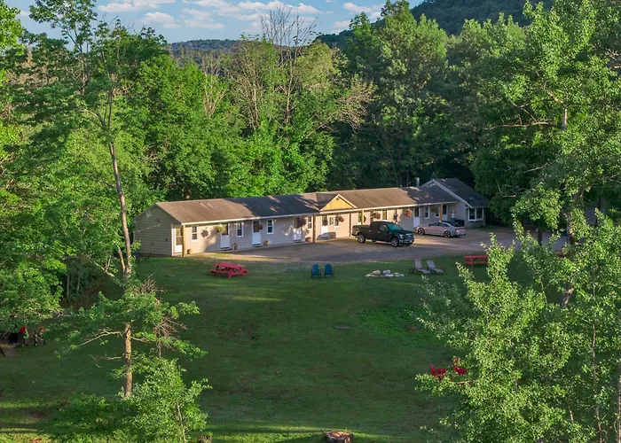 Berkshire Lake Lodge
