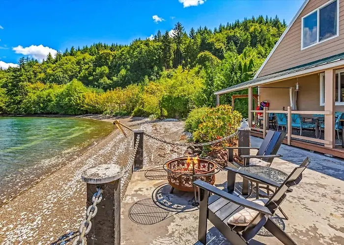 Hood Canal Waterfront With Hot Tub & Dock
