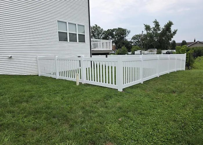 Cedar Lake 4Br Home For 8 With Lake Views Home