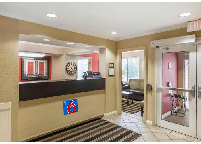 Motel 6 Milwaukee Brookfield, Wi